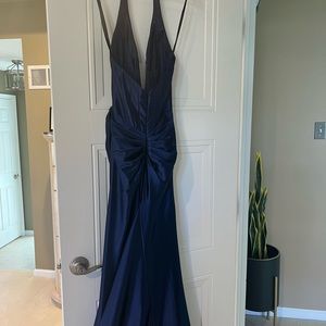 Prom Dress for sale!! Size 0 Sherri Hill Dress Navy blue.